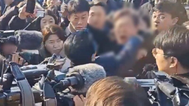 Líder da oposição na Coreia do Sul é esfaqueado durante visita a cidade Portuária