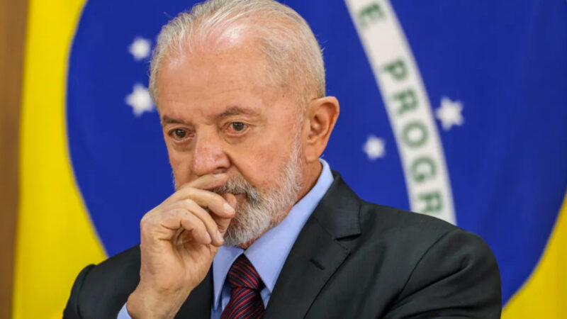 TSE multa Lula e campanha em R$ 250 mil em ação movida por Bolsonaro